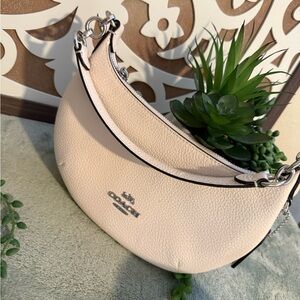 Coach Off-White Leather Shoulder Bag